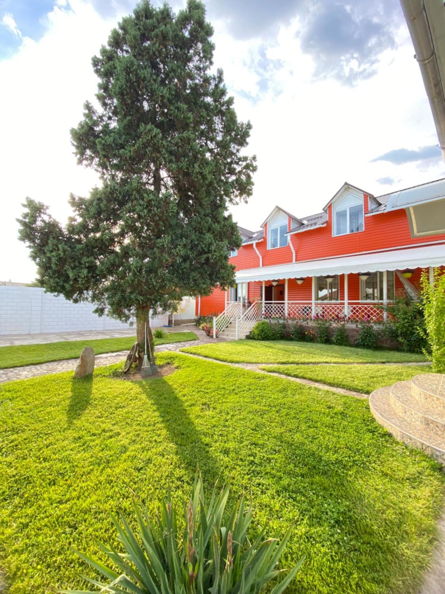 Osobyi Guest House โชลปอน-อาตา ภายนอก รูปภาพ