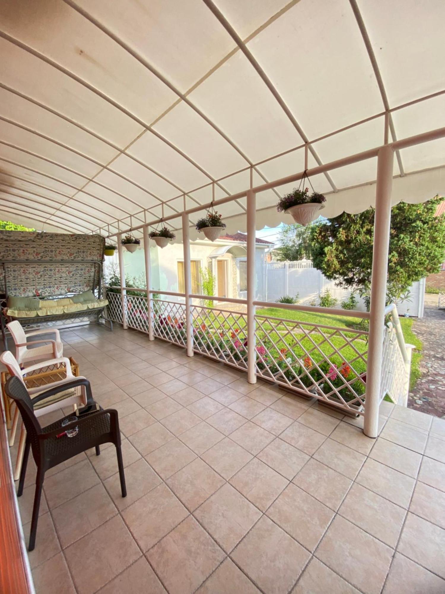Osobyi Guest House โชลปอน-อาตา ภายนอก รูปภาพ