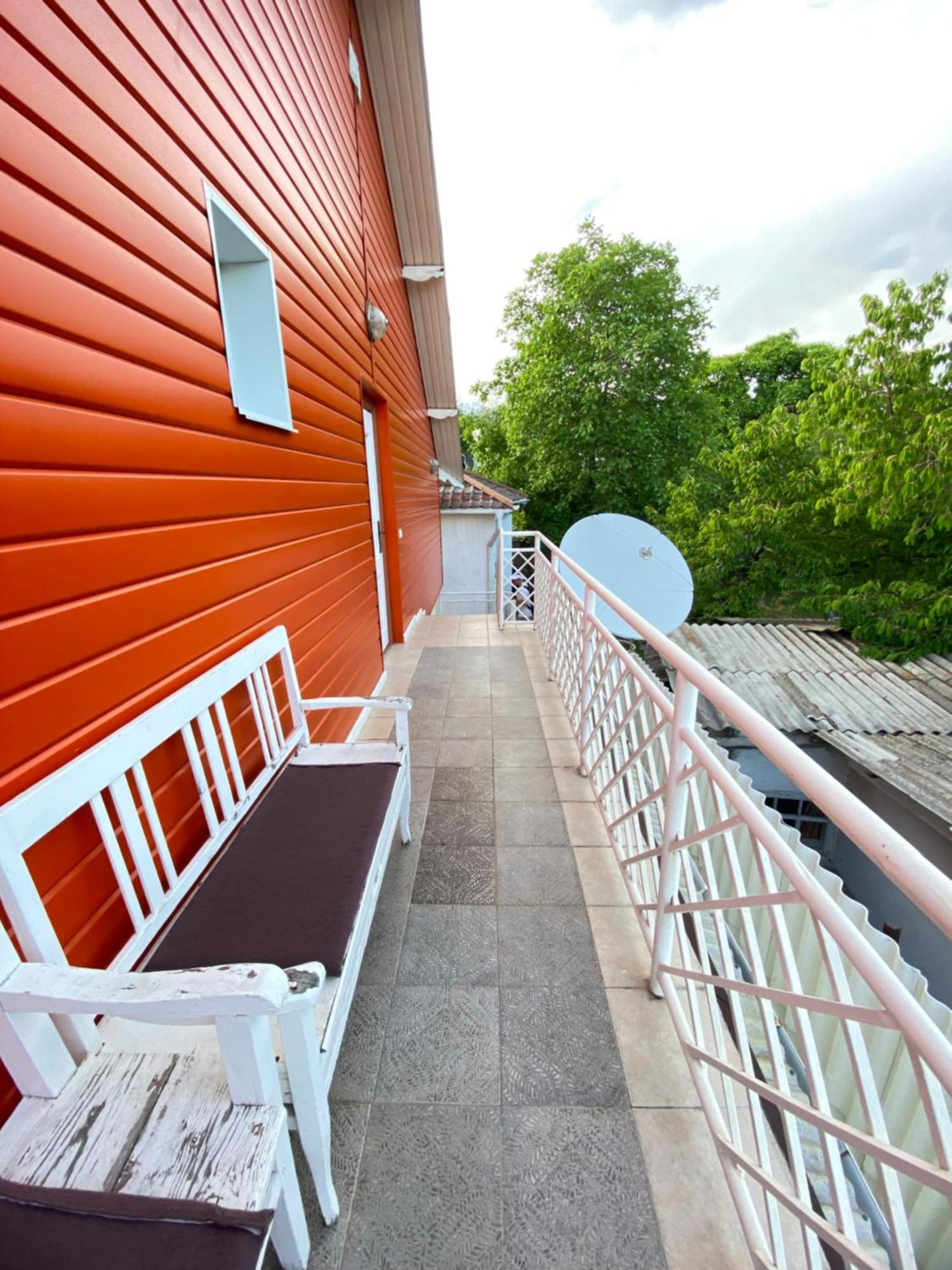 Osobyi Guest House โชลปอน-อาตา ภายนอก รูปภาพ