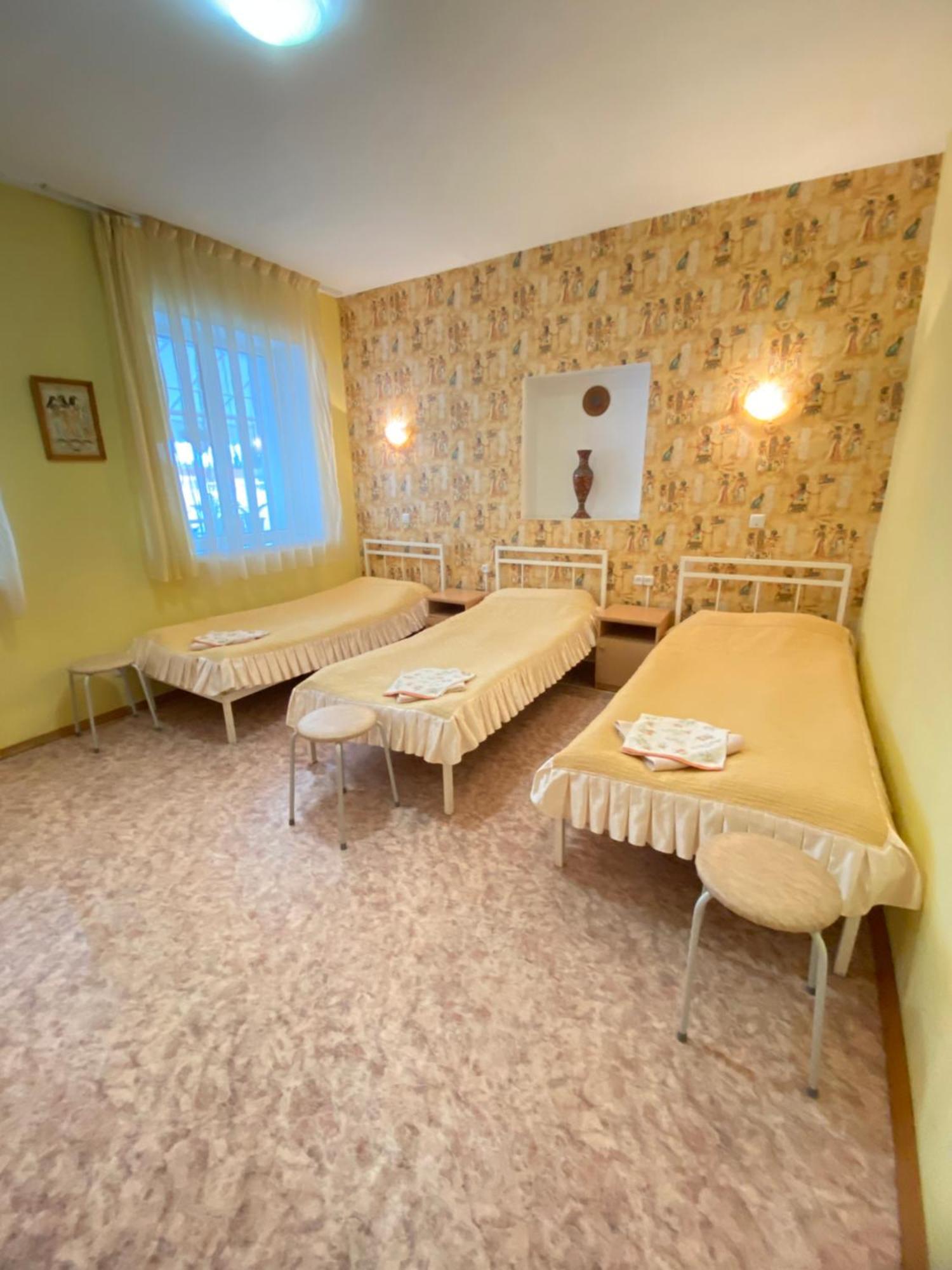 Osobyi Guest House โชลปอน-อาตา ภายนอก รูปภาพ