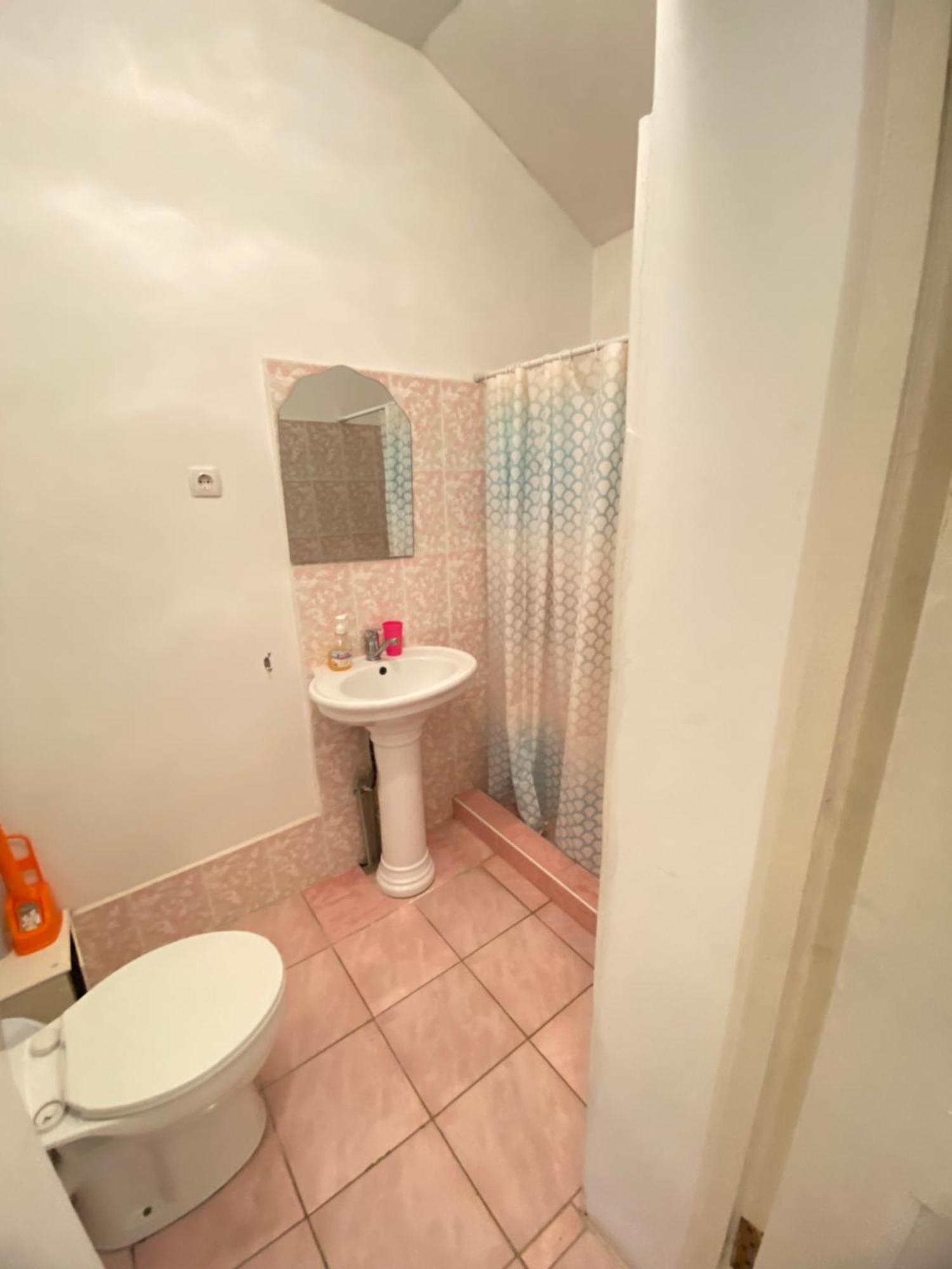 Osobyi Guest House โชลปอน-อาตา ภายนอก รูปภาพ